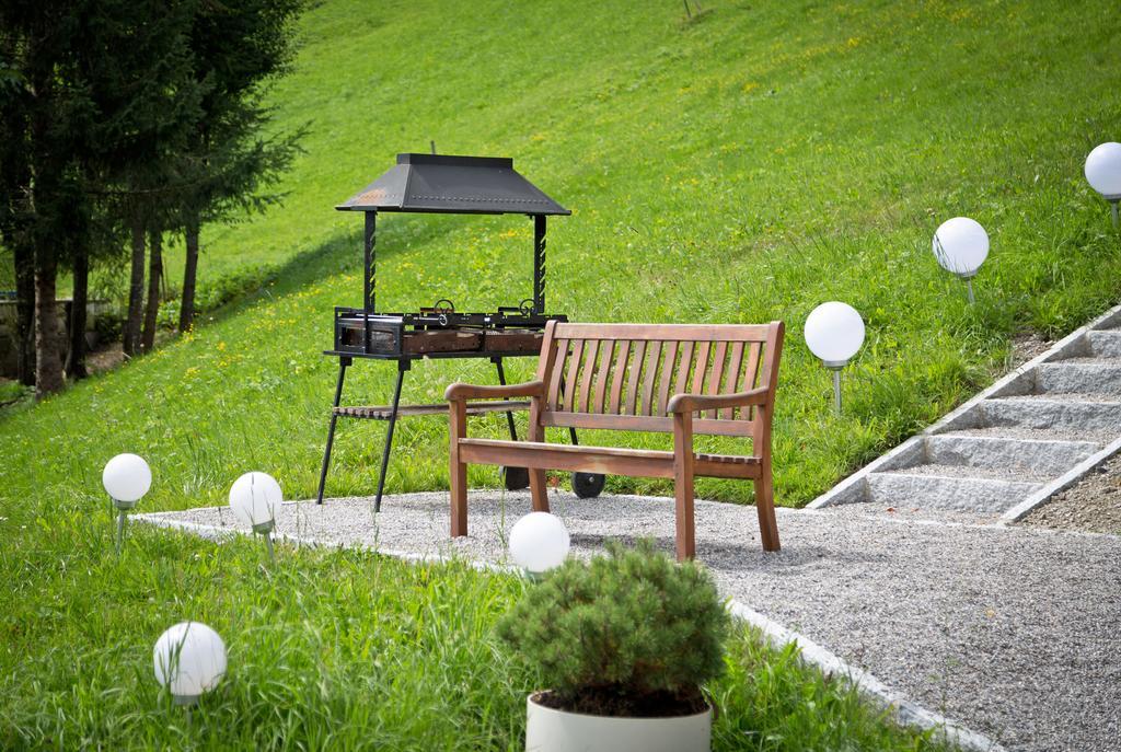 Hirschegg  Der Berghof 아파트 호텔 외부 사진
